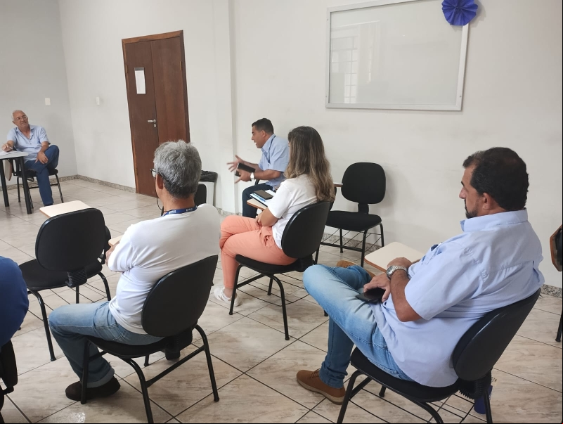 PORTARIA CRIA COMISSÃO PARA APRESENTAR ESTUDO TÉCNICO SOBRE AS REDES DE ÁGUA E ESGOTO_foto1