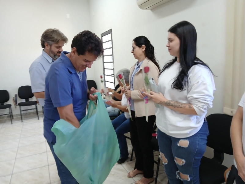 CAFÉ ESPECIAL CELEBRA O DIA DAS MÃES NO SAAE_foto1